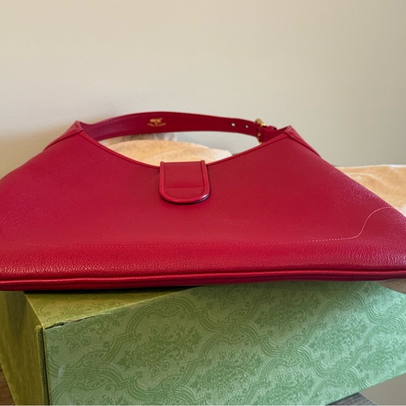 Stunning Gucci Aphrodite Medium Bag in Hard to Find Red - Picture 3 of 12